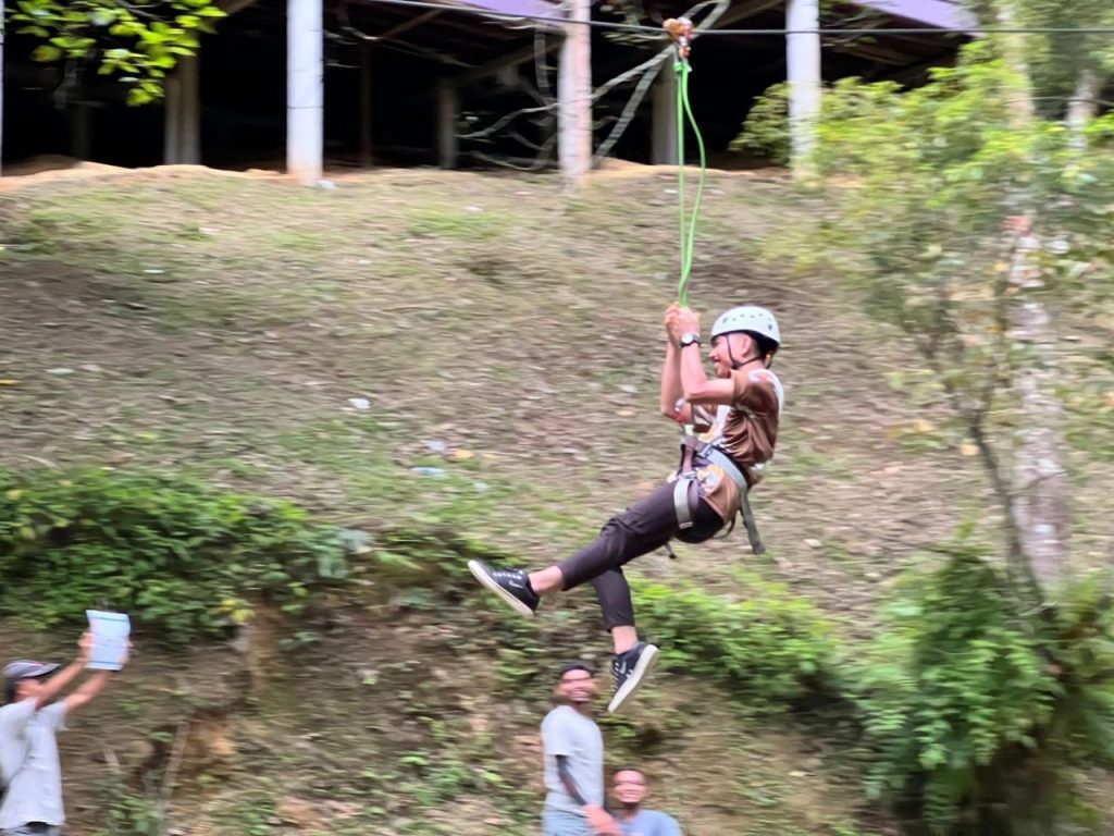 3f0b3435-0871-4abd-8159-0d820cfb4385