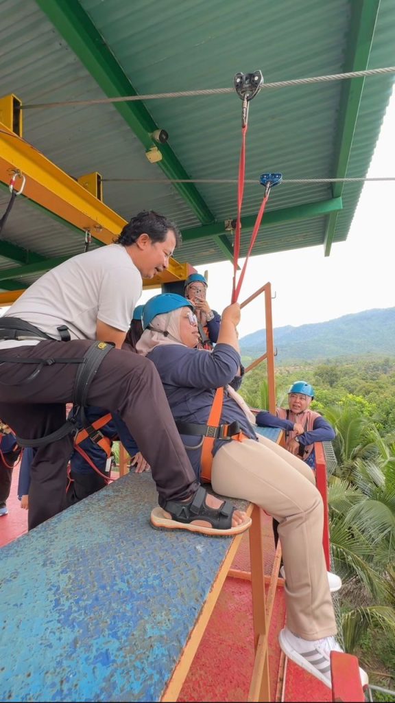 76ef2484-375f-47a0-93a6-80746faeb5c9